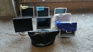 Monitores/ Teclados