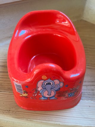 Orinal bebé rojo con dibujos