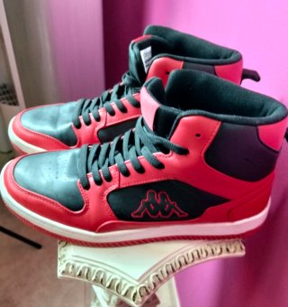 Zapatillas Kappa Altas Rojas y Negras