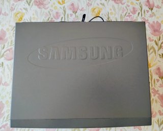 TELEVISOR 55" LG -1 Metro 14cm x 64 cm VHS SAMSUMG