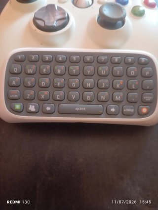Mando Xbox 360 con ChatPad