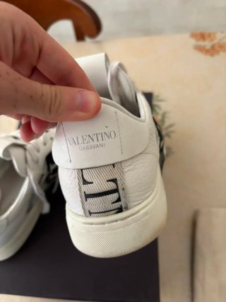 Scarpe Valentino Garavani Bianche e Nere