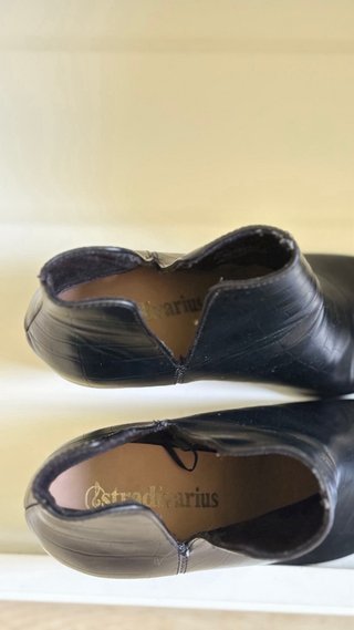 Botines negros Stradivarius