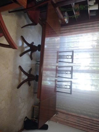 Mesa comedor extensible madera y 6 sillas