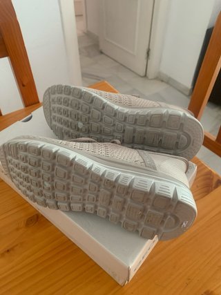 Skechers Slip-ins Beige