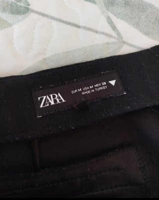 Minifalda pantalón negra Zara - M