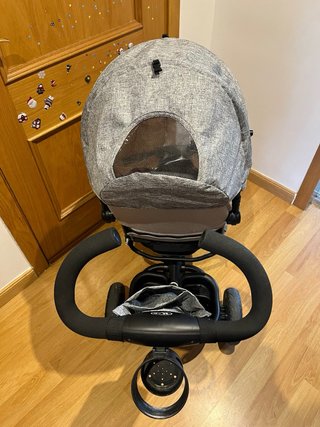 Triciclo Kinderkraft gris