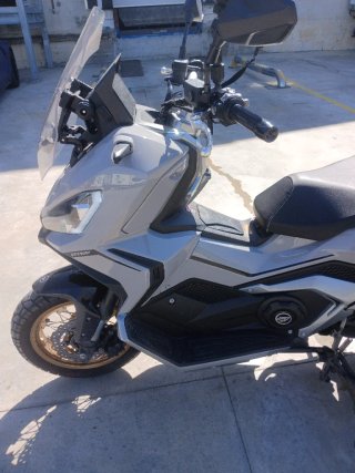 Kewway ADV 125cc Gris Maxi-Scooter