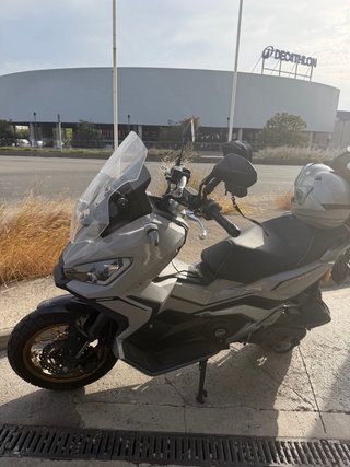 Kewway ADV 125cc Gris Maxi-Scooter