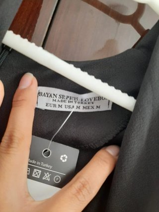 Vestido negro corte princesa talla S