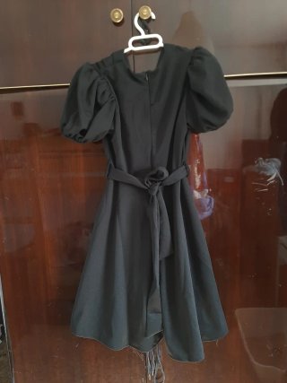 Vestido negro corte princesa talla S