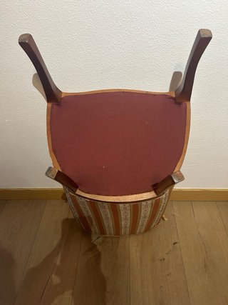 Scarpiera rivestita in stile classico