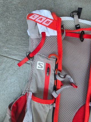 Mochila Salomon ADV Skin 12. Talla M/L. NUEVA.
