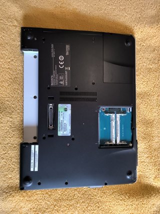 Sony VAIO PCG-7N2M - Portátil para piezas