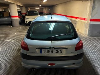 Peugeot 206 1.4 XS del año 2003