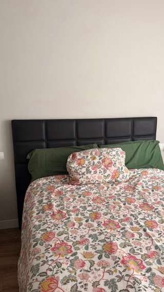 Cabecero de cama negro
