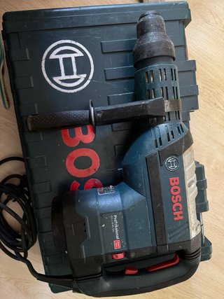 Taladro percutor Bosch Professional