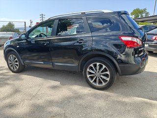 Nissan Qashqai+2 2010