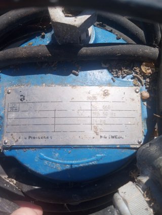 Bomba de agua gran caudal, trifásica. Peso 75kg