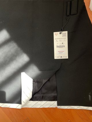Mini Falda Zara Negra Talla L nueva con etiqueta