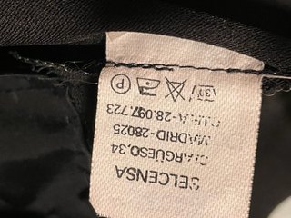 Vestido negro cóctel
