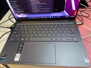 Lenovo Yoga Slim OLED Plata