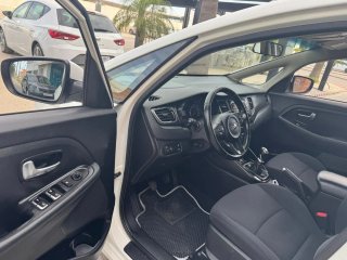 KIA Carens 2015