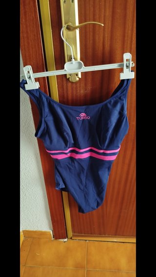 Bañador Arena Negro y otro turbo color azul marino