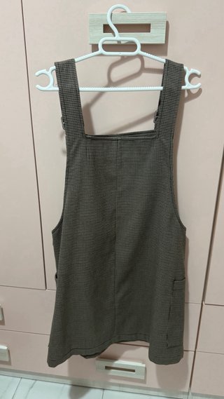 Peto de cuadros marrón y gris