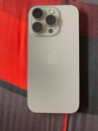 iPhone 16 Pro Gris