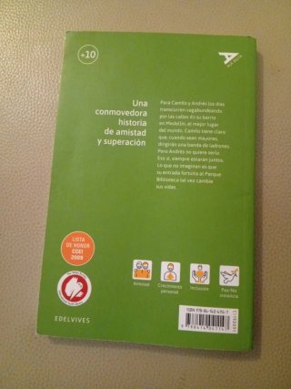 Libro barrio de Medellín de Alfredo Gómez cerda