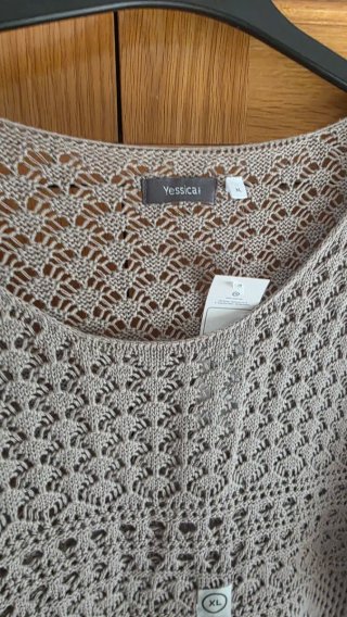 Jersey crochet beige talla XL