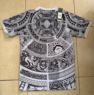 Camiseta Italia Adidas Talla M Diseño Tribal