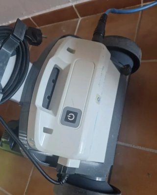 Piezas Robot Limpiafondos (sin carro)