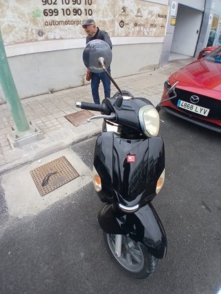 Kymco Like 125 Scooter