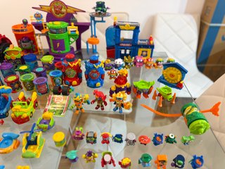 Colección Súper Thinks Juguetes