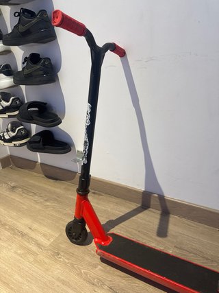 Patinete Oxelo Rojo/Negro – buen estado