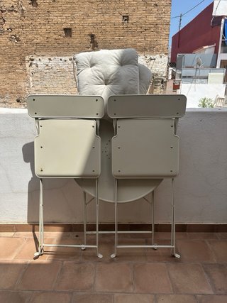Conjunto Mesa de jardín y 2 sillas de metal Ikea