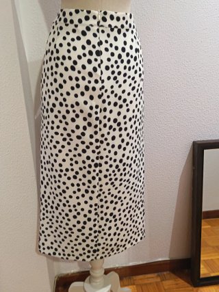 Falda lunares con fajin precio 60€ blusa 50,