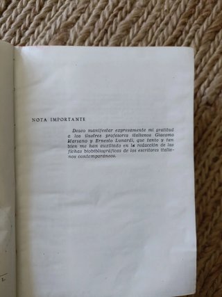 Ensayo de un diccionario de literatura.
