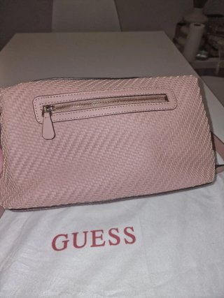 Bolso Guess Rosa Piel Trenzada