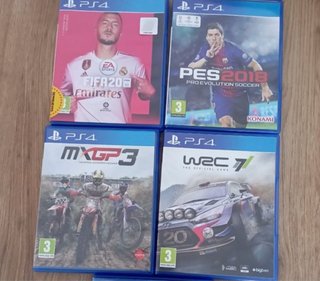 PS4 (PlayStation 4) Negra + 2 Mandos