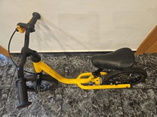 Bicicleta infantil 12 amarilla