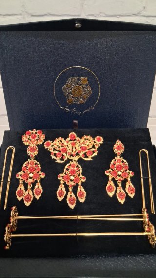 Aderezo fallera coral y dorado
