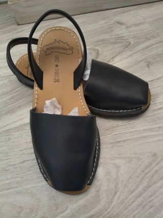 Sandalias Menorquinas azul marino Talla 36