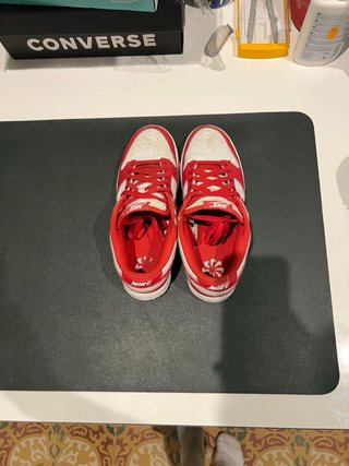 Nike SB Dunk Low Rojas y Blancas