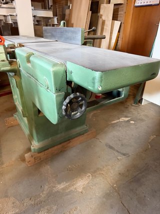 Cepilladora de carpintería industrial