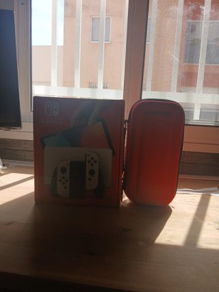 Nintendo Switch Negra + Accesorios