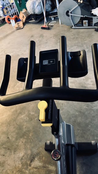 Bicicleta Technogym Group Cycle Ride.