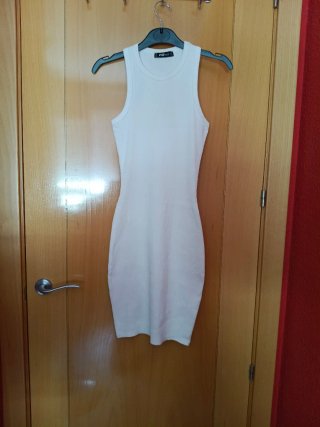 Vestidos y monos para verano.